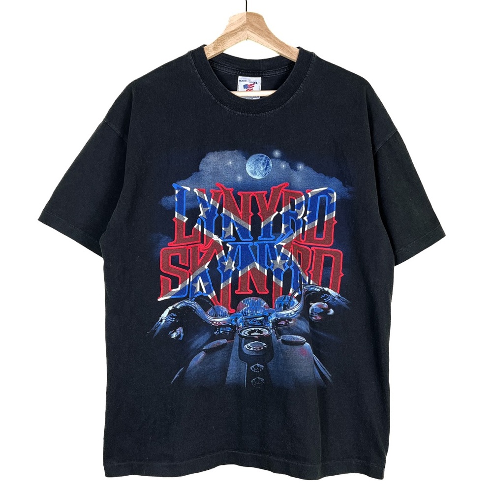 Vintage Mens 90s Lynyrd Skynyrd 20 Year Anniversary Shirt!